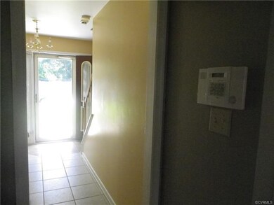 FOYER ENTRANCE