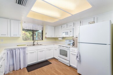 SPACIOUS KITCHEN