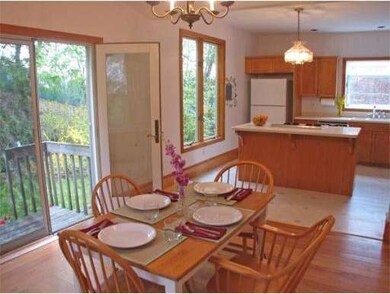 127 Brattle St, Arlington, MA 02474 - photo 6