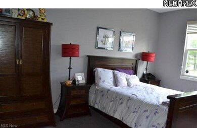 8825 Roberts Ct unit 18C, Olmsted Falls, OH 44138 - photo 5