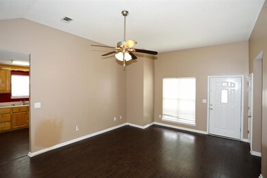 196 Tyson Glen Dr, Warner Robins, GA 31088 - photo 6