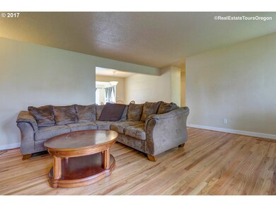 2740 15th Ave, Forest Grove, OR 97116 - photo 5