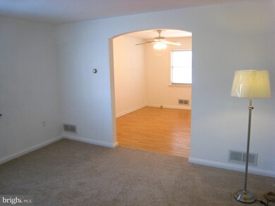 1901 Ormand Rd, Dundalk, MD 21222 - photo 5