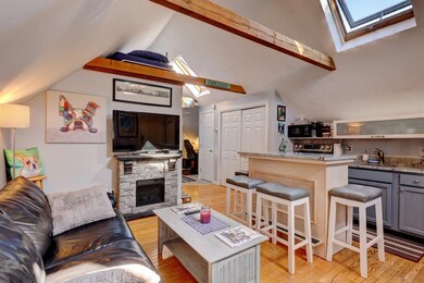 9 Conwell St unit 2, Provincetown, MA 02657 - photo 6