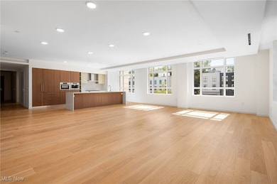 22700 Lake Rd unit 306, Rocky River, OH 44116 - photo 6