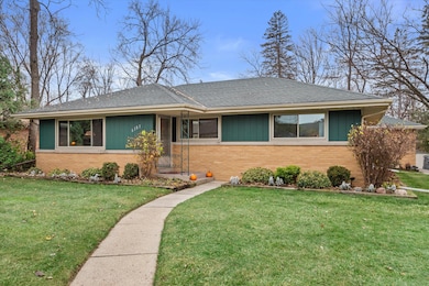 6183 N 118th St, Milwaukee, WI 53225 - photo 2