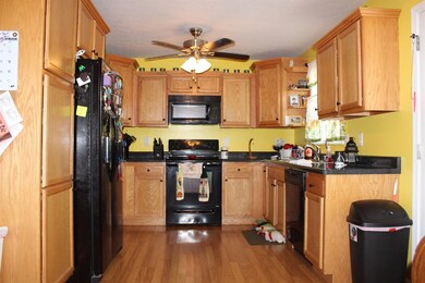 2037 Chris Dr, Lawrenceburg, KY 40342 - photo 3