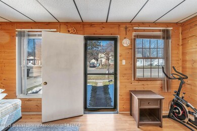 07-628 E Cavanaugh Rd-WindowStill-Real-E