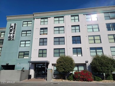 EXTERIOR 2