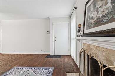 Spacious entry area