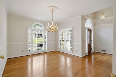 2289 Glenridge Dr, Marietta, GA 30062 - photo 7