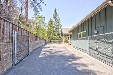 0R1A0816_17_18_19_20