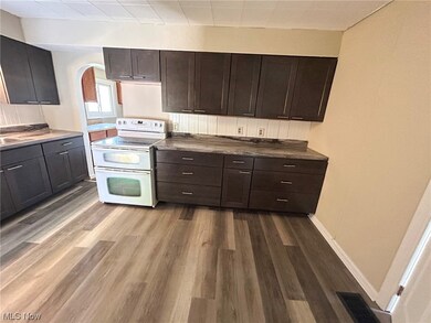 46201 Wyoming Ave, East Liverpool, OH 43920 - photo 3