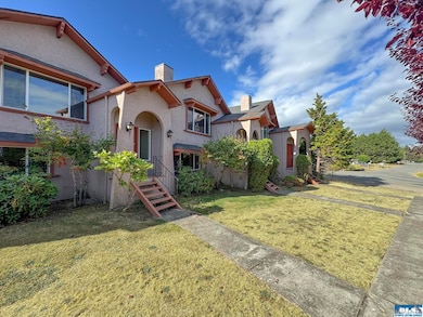 1212 Craig Ave unit 3, Port Angeles, WA 98362 - photo 2