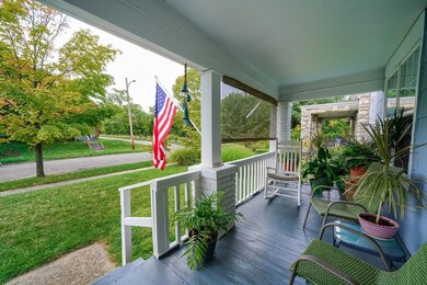 332 N Warren Avenue (49)