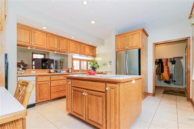 29 Gale Rd, Hampton, NH 03842 - photo 7