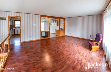 113-W-Hills-Drive_UPLOAD07