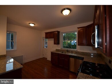 319 W Providence Rd, Aldan, PA 19018 - photo 5