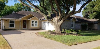 15427 Pebble Lake Dr, Houston, TX 77095 - photo 2