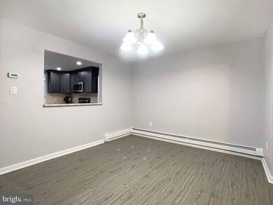 15 Dolphin Rd, Levittown, PA 19056 - photo 6