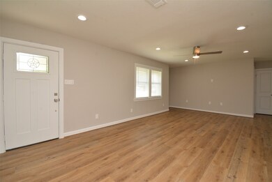 3715 Alberta St, Houston, TX 77021 - photo 3