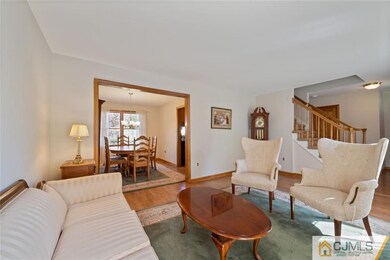 9 Oak Tree Rd, Monmouth Junction, NJ 08852 - photo 4