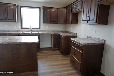 2708 W Kemp Ave, Watertown, SD 57201 - photo 7