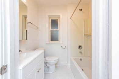 3079 N Elbridge Ave unit 1, Chicago, IL 60618 - photo 7