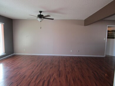 2137 Abril Dr, El Paso, TX 79935 - photo 4