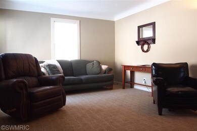 1008 Dorroll St NE, Grand Rapids, MI 49505 - photo 3