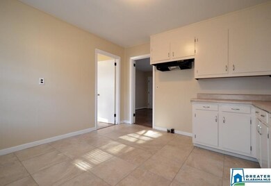 2413 Reed Rd NE, Center Point, AL 35215 - photo 3
