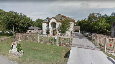 2525 Glen, Houston, TX 77088 - photo 2