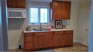 134 Main St, West Springfield, MA 01089 - photo 3