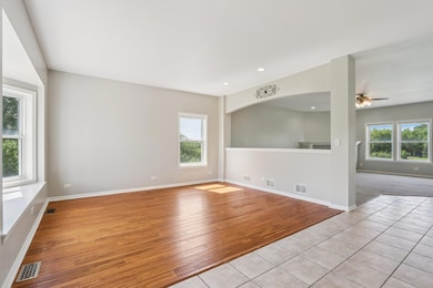 13-web-or-mls-Crossway Rd-S1607-013