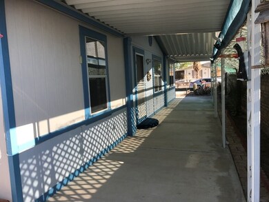 12584 E 45th Dr, Yuma, AZ 85367 - photo 4