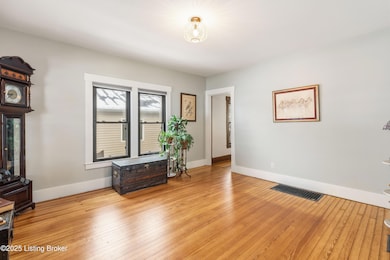 2231 Beargrass Ave, Louisville, KY 40218 - photo 4