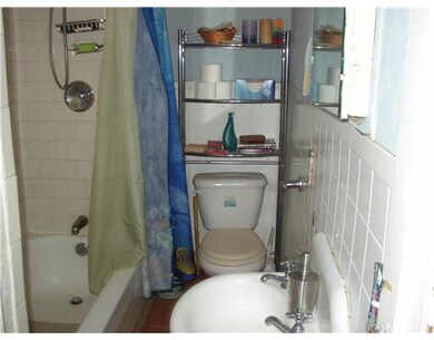 127 Roger Williams Ave unit 129, Providence, RI 02907 - photo 6