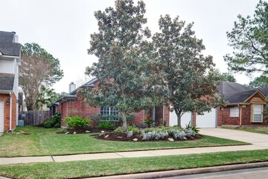 7130 Pebble Falls Dr, Houston, TX 77095 - photo 4