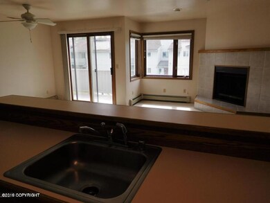 4109 Lynn Dr unit 221, Anchorage, AK 99508 - photo 2