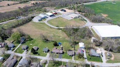 247 Johnston Trace, Hopkinsville, KY 42240 - photo 4