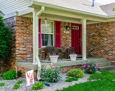 8711 Astrid Ave, Louisville, KY 40228 - photo 2