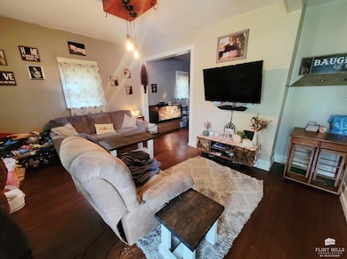 1005 N Walnut St, Abilene, KS 67410 - photo 5