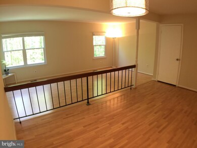 11509 Summer Oak Dr, Germantown, MD 20874 - photo 5