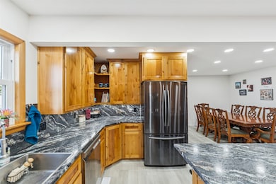 1216 N Sioux Ave, Claremore, OK 74017 - photo 7