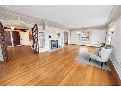 1215 15th St, Astoria, OR 97103 - photo 7