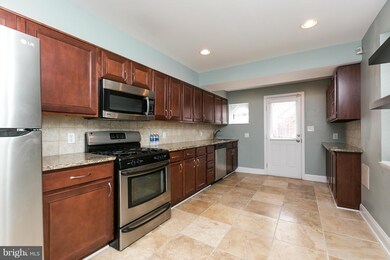 1119 S Bouldin St, Baltimore, MD 21224 - photo 3