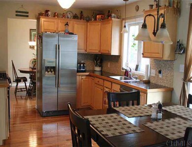 6 Maxwell Dr, Saratoga Springs, NY 12866 - photo 5