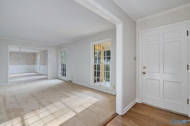 619 Cleermont Dr SE, Huntsville, AL 35801 - photo 3