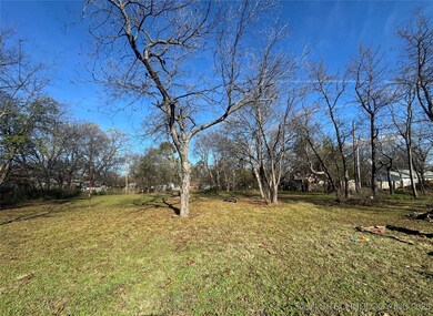 905 A St SE, Ardmore, OK 73401 - photo 2