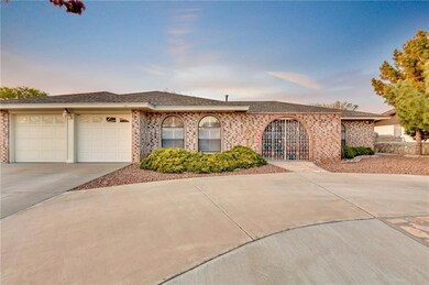 1969 Septiembre Dr, El Paso, TX 79935 - photo 2